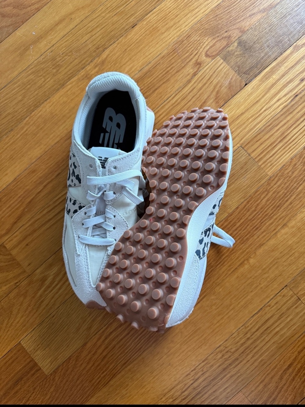 New Balance 327 Animal Trainers in Off White and Lleopard Size 8.5 - Picture 8 of 9